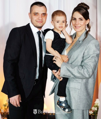 Роман Веденеев со своей семьёй