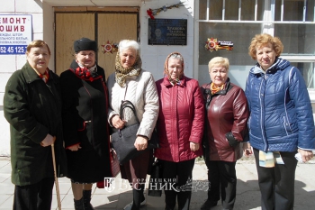 Ветераны строчевышивальной фабрики