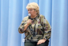 Надо общаться вживую!