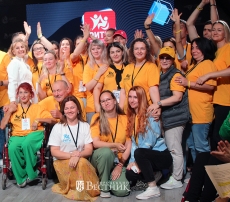 Про людей, дарящих сердца